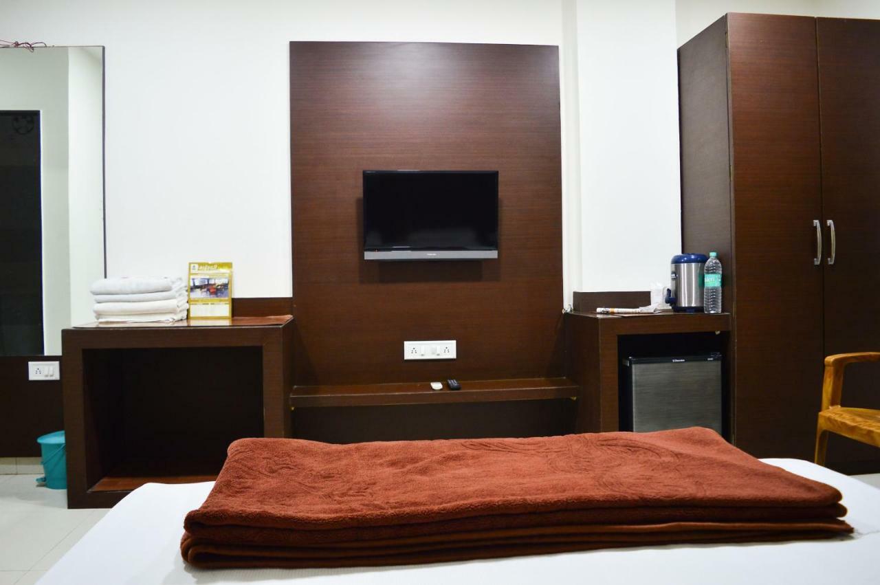Hotel Maheshwari Avenue Ujjain Dış mekan fotoğraf